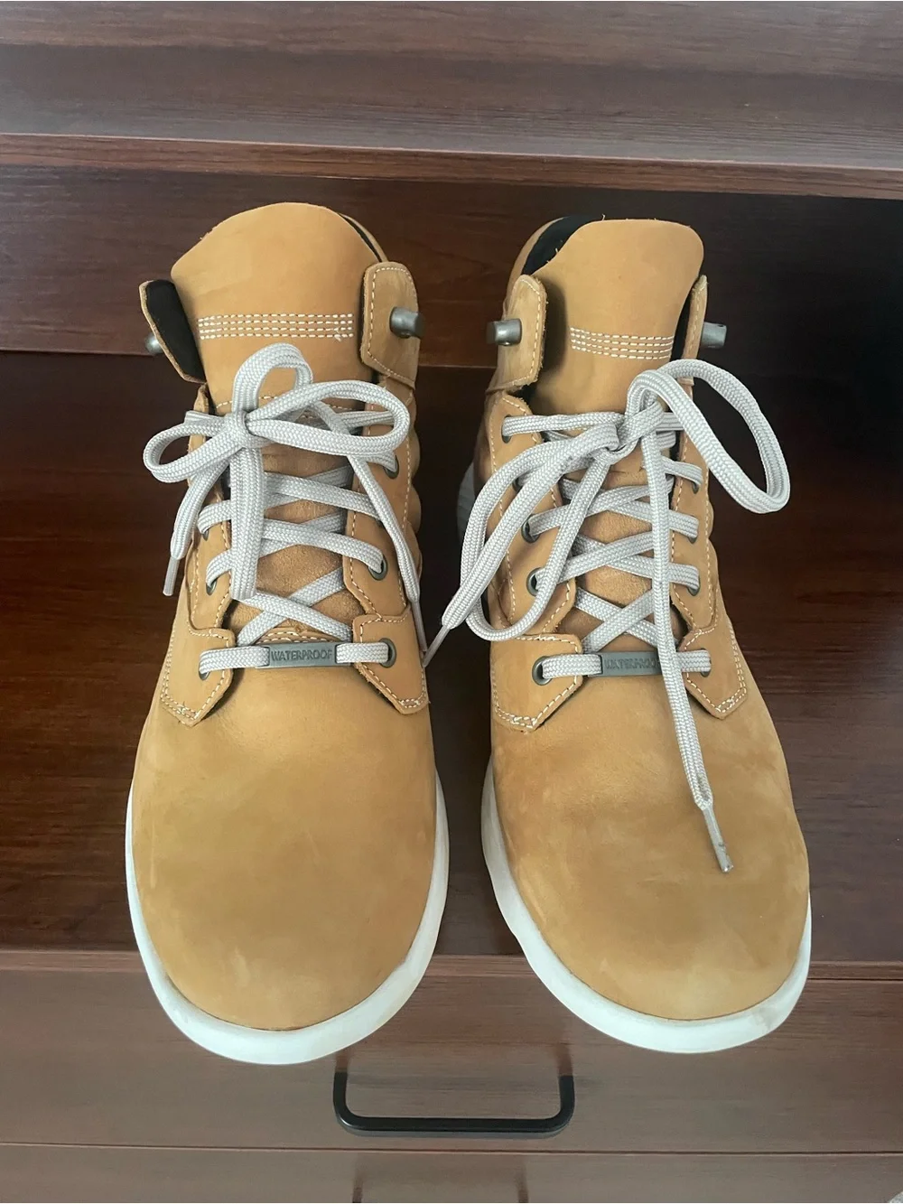 Timberland Wheat Lace-Up Chukka Boots men’s size 11
